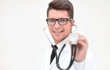 up.a kendine güvenen terapist bir stetoskop ile kapatmak