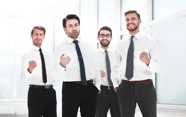 Retrato de uma equipe de negócios bem sucedida — Fotografia de Stock