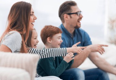 yakın çekim. Aile Tv favori onların gösteri saatler
