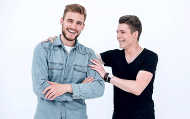iki çekici genç adam beyaz bir arka plan üzerinde izole