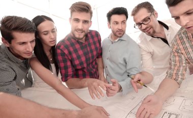 Genç Mimarlar, karnın yaratıcı grup