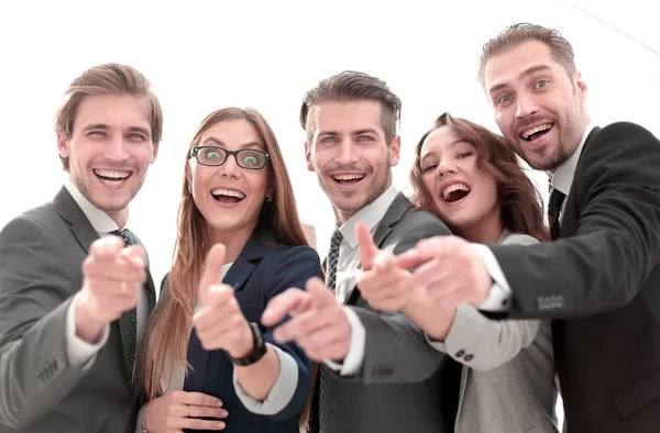 Muchas personas felices se dan la mano como equipo para la motivación —  Fotos de Stock