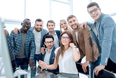 up.Professional iş takım modern ofisindeki kapatın
