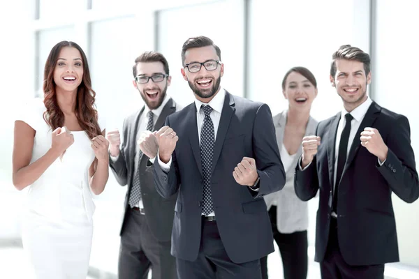 Retrato de uma equipe de negócios feliz — Fotografia de Stock