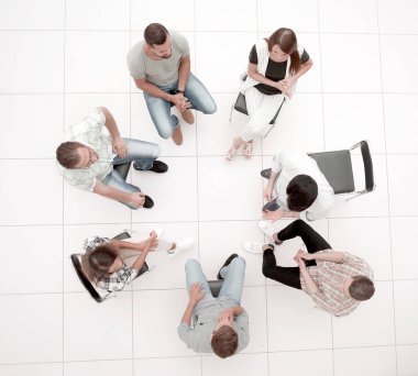 Üst düzey iş adamları ilginç fikirleri tartışıyor..