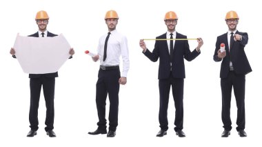 Tam gelişim içinde. Becerikli mühendis mimar beyaza izole edilmiş.