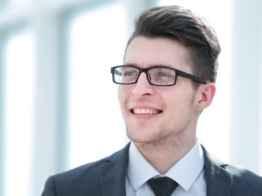 yakın up.smiling genç girişimci.