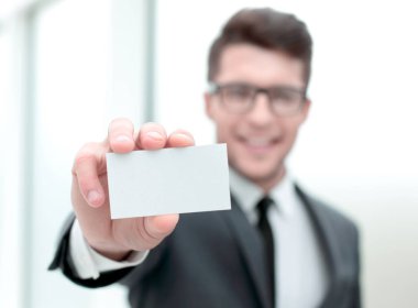 up.successful işadamı kartvizitini gösterilen kapatın