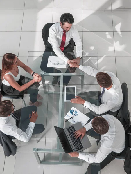 Diversas pessoas de negócios em uma reunião — Fotografia de Stock