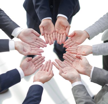 iş takım gösteren açık avuç içi