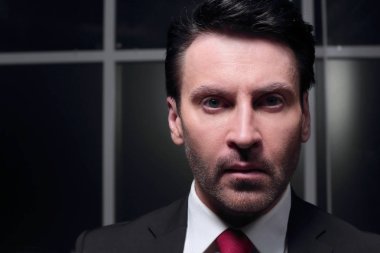 up.The yüz modern iş adamlarından kapatın