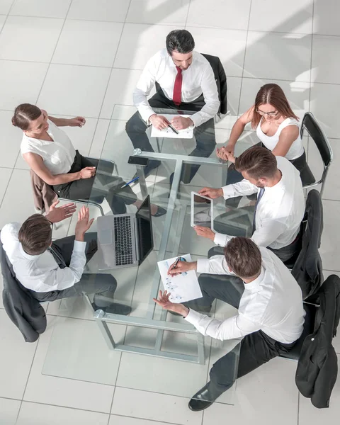 Reunião de negócios à mesa, vista superior — Fotografia de Stock