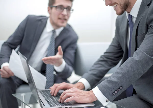 Close up. business partners discussing the terms of the contract — Stock Photo, Image