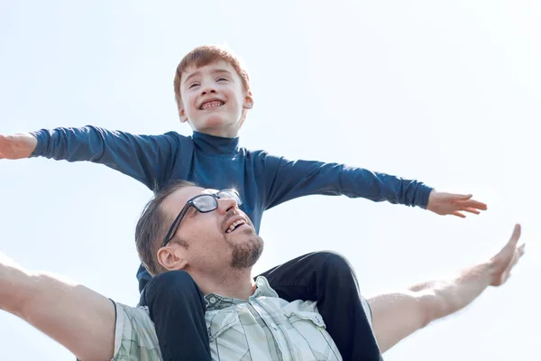 Happy father and son playing together — Stock Photo, Image