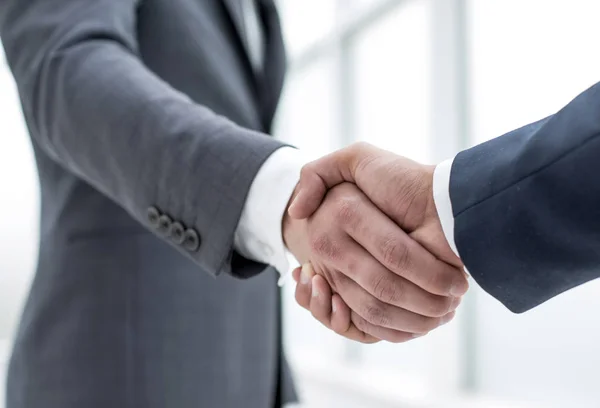 Close up.handshake parceiros de negócios. — Fotografia de Stock