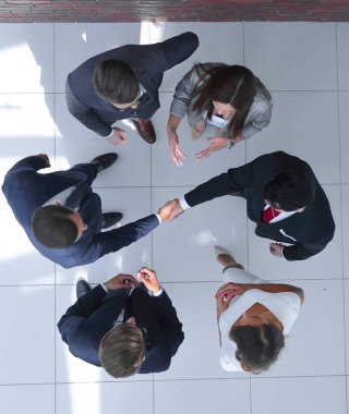 El sıkışma işi insanları. İş geçmişi.