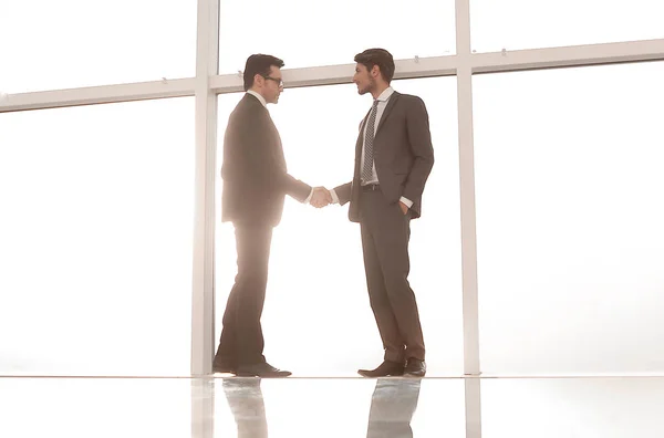 Zakelijke background.handshake business partners . — Stockfoto