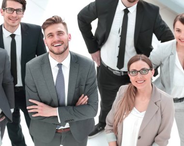 en iyi view.a grup iş adamları kameraya bakıyor