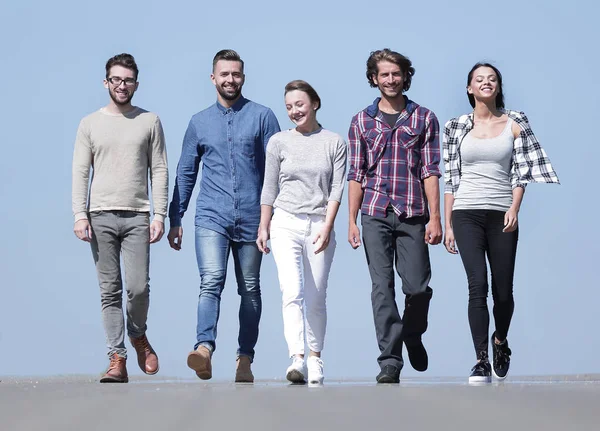 Team selbstbewusster Freunde macht weiter — Stockfoto