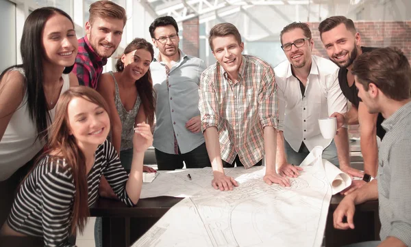 Creatieve business team op de werkplek — Stockfoto