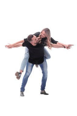 Tam gelişim. Aşık genç bir çift eğleniyor.