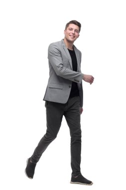 ciddi genç adam ileri gider. beyaz izole