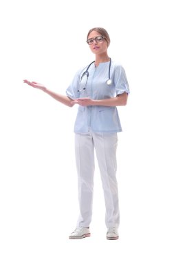 dostane kadın doktor kopya alanı bakıyor. beyaz izole