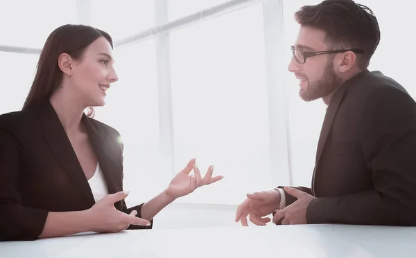 Gente de negocios en oficina moderna — Foto de Stock