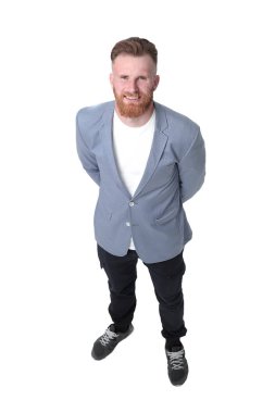 üst görünüm. gülümseyen iş adamı kameraya bakıyor