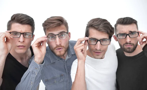 4 つの身に着けているメガネの男性の会社 — ストック写真