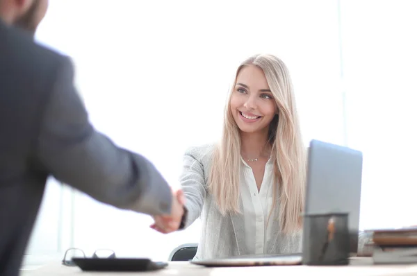 Successful businesswoman shaking hands with her business partner — Stock Photo, Image