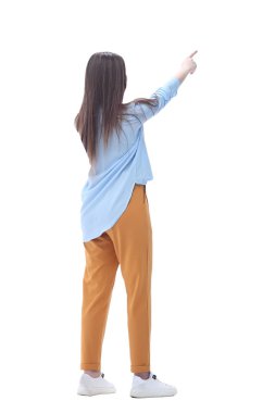 boş ekranı işaret eden genç kadın .beyaz üzerinde izole