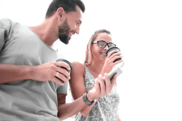 Casal jovem viajando juntos . — Fotografia de Stock