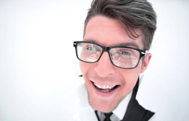 kendine güvenen işadamı ile bir beyaz kağıt duvar breaking