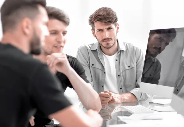 Beautiful business people are using computers while working in office — Stock Photo, Image