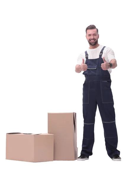 In vollem Wachstum. freundlicher Mann in Overalls zeigt Daumen hoch — Stockfoto