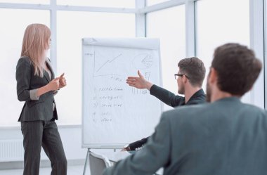 İş kadını yeni projeyi tanıttı