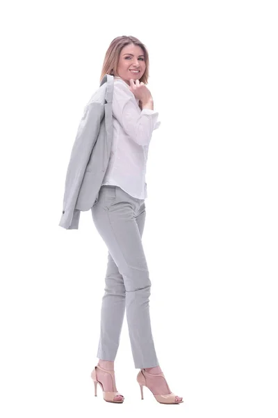 Νεαρή επιχείρηση με ένα μπουφάν πάνω από τον ώμο της. απομονώνονται σε λευκό — Φωτογραφία Αρχείου