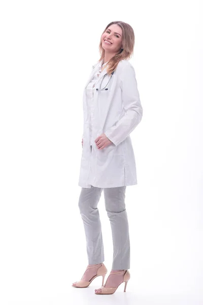Женщина-врач с планшетом. изолированные на белом — стоковое фото