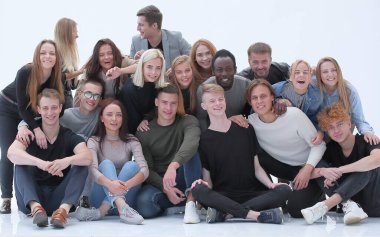 Tam gelişim. Büyük bir arkadaş grubu toplandı..