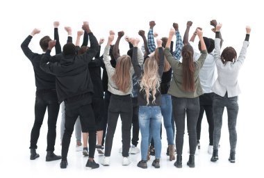 Bir grup genç silahlandı.