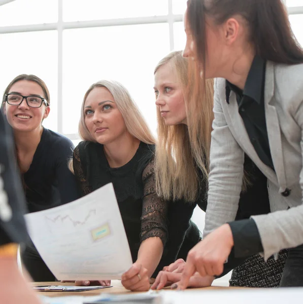 Çalışma grubu yeni mali stratejiyi tartışıyor