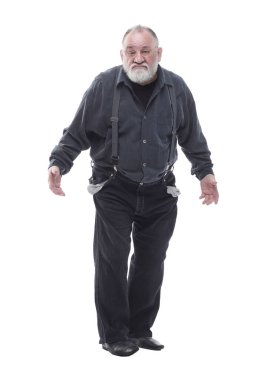 Şaşırmış yaşlı adam boş ceplerini gösteriyor.