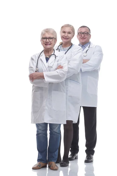 V plném růstu. skupina úspěšných lékařů stojící v řadě. — Stock fotografie