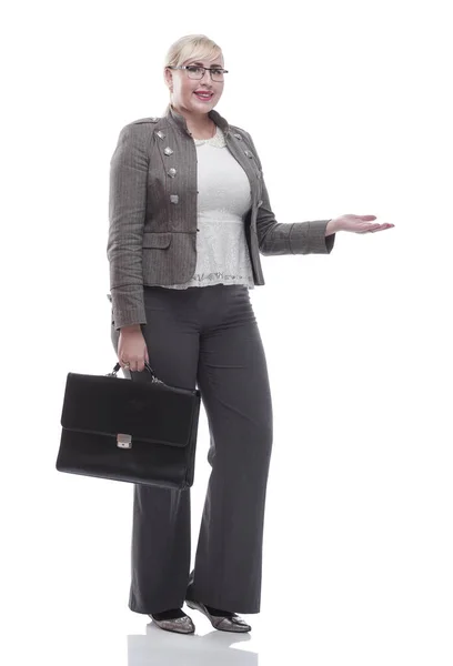Mulher de negócios confiante com uma pasta de couro. isolado em um branco — Fotografia de Stock