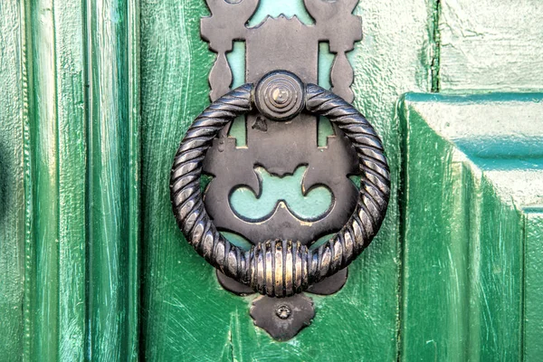 Old Wooden Entrance Door Antique Door Handle — Stock Photo, Image