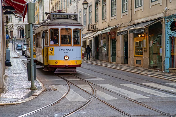 Lissabon April 2018 Turistiska Elektrisk Spårvagn Gata Centrala Lissabon Portugal — Stockfoto