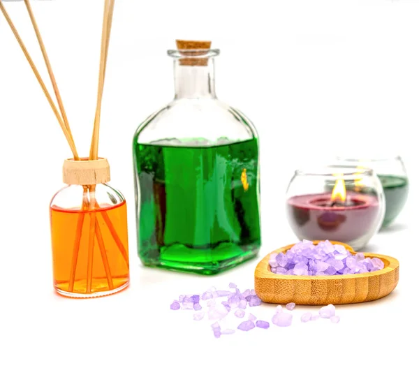 Salzbad Objekte Auf Weißem Hintergrund Spa Kosmetische Produkte Konzept — Stockfoto