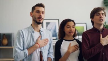 Sporseverler Dünya Şampiyonası öncesi evinde milli marş söyledi Tv'de