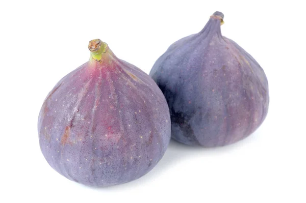 Dos frutas frescas de higo aisladas en blanco — Foto de Stock